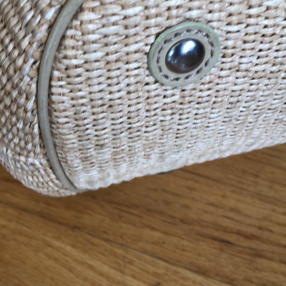 MAXX NEW YORK LARGE WOVEN STRAW TOTE - Picture 5 of 12